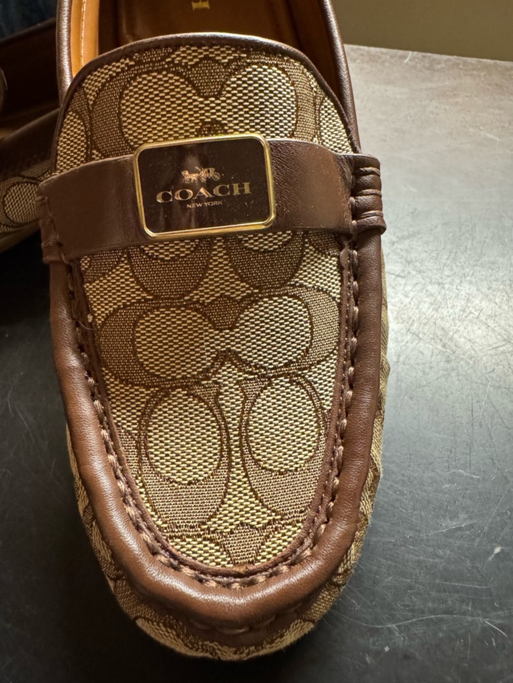 Coach Tan & Brown Signature Canvas Penny Loafers Size 11 Great Condition - Picture 3 of 13